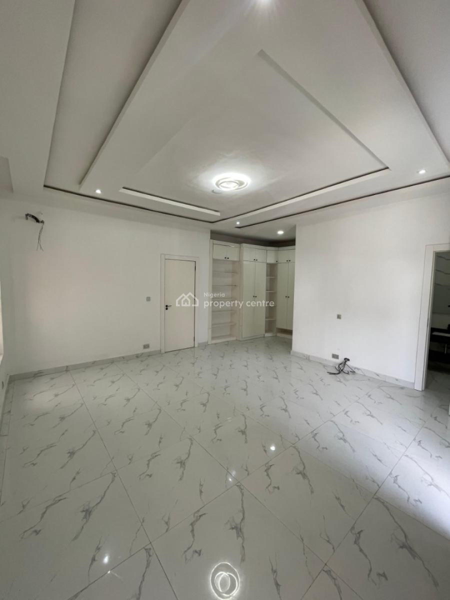 Lovely  Built 4 Bedrooms Semi Detached in a Top Performing Location, Orchid Road, Lekki, Lagos, Semi-detached Duplex for Sale