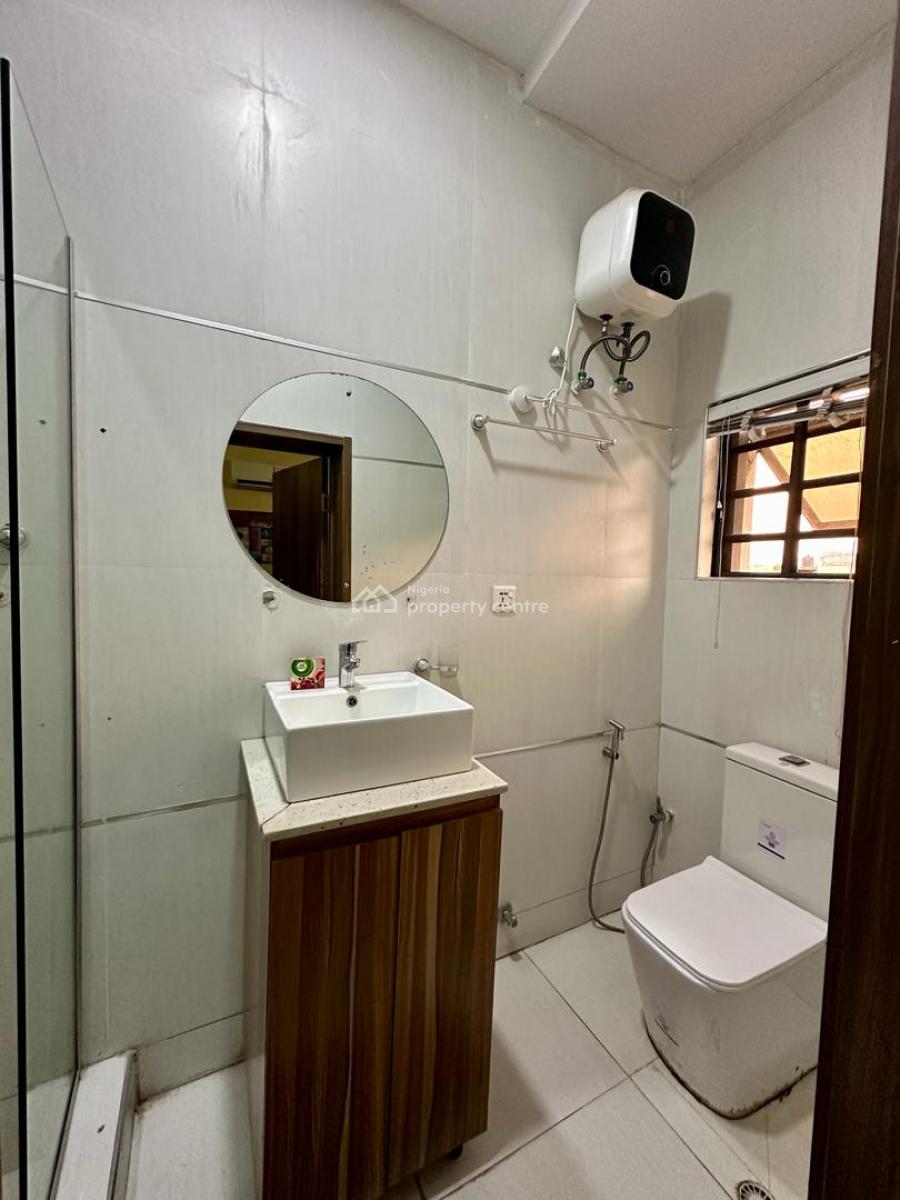 Beautiful One Bedroom Apartment, Adeniran Ogunsanya, Surulere, Lagos, Flat / Apartment Short Let