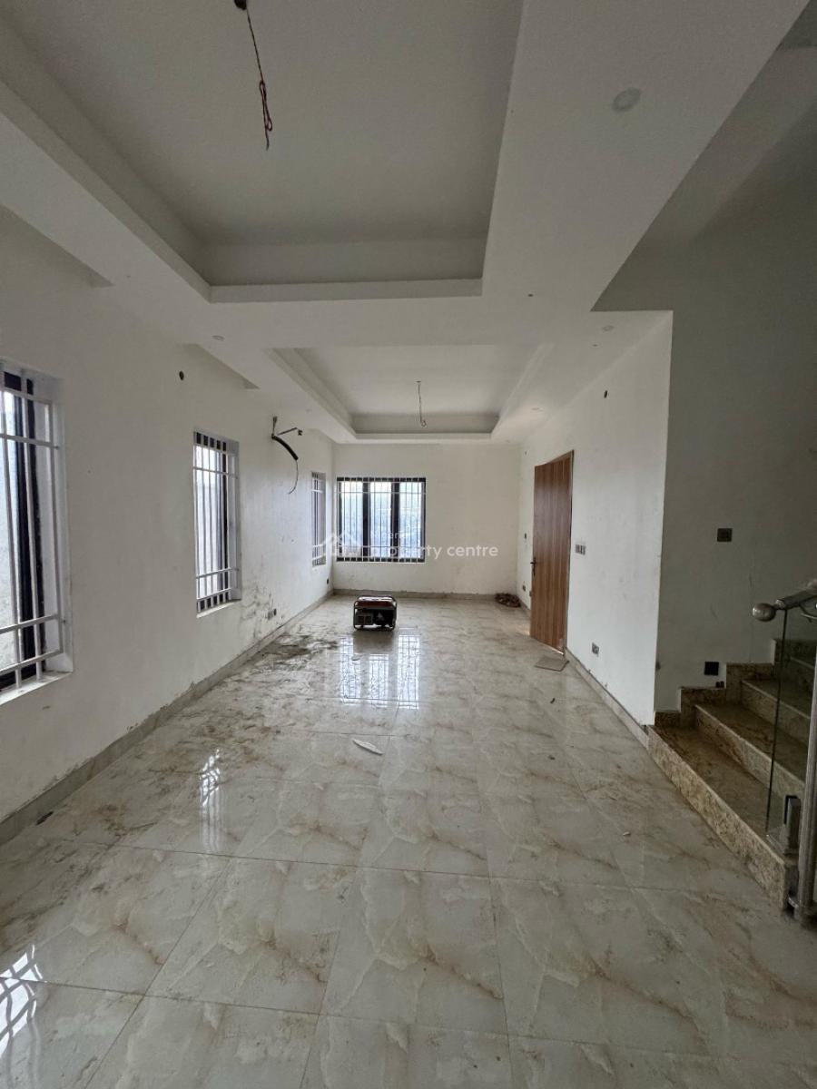 Exquisite and Well Built 4 Bedroom Duplex, Lekki Phase 1, Lekki, Lagos, House for Sale