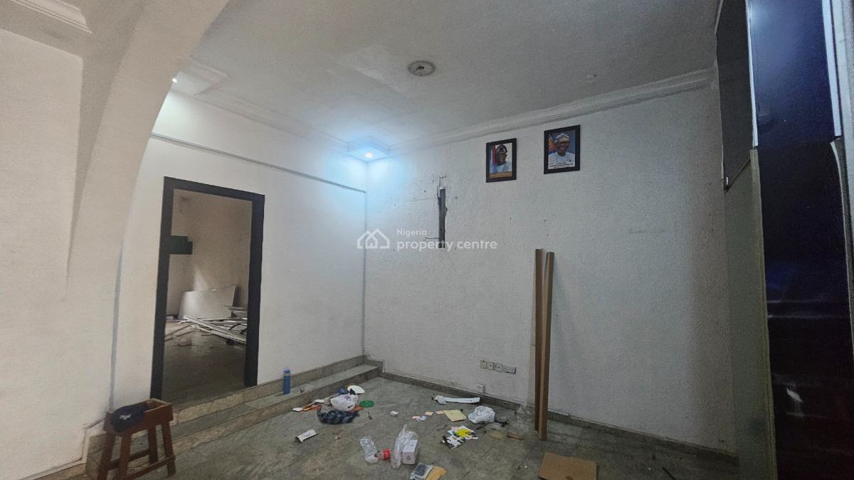 Fantastically Built and Spacious 5 Bedroom Terrace Duplex with a Room, Ikeja Gra, Ikeja, Lagos, Terraced Duplex for Rent