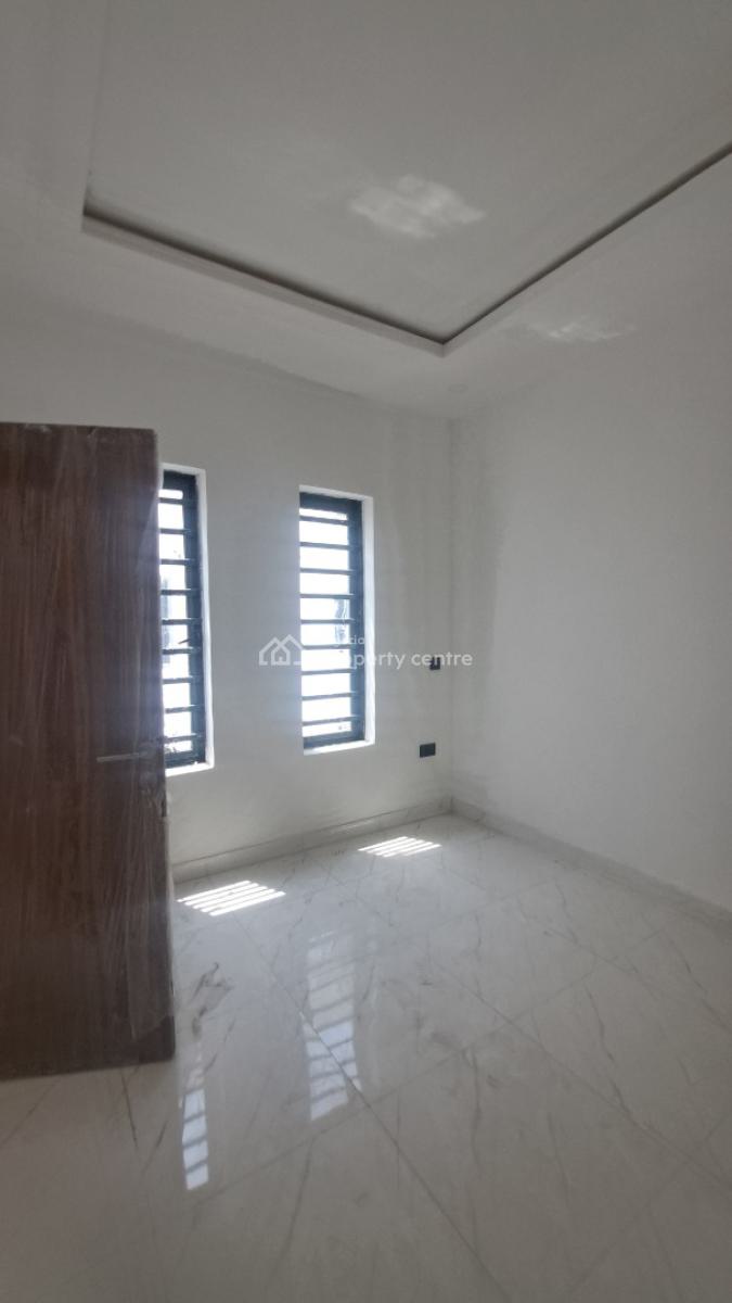 1 Bedroom Apartment in a Secured Beautiful Estate, Lekki Scheme 2, Beside Royal Gardens, Ajah, Lagos, Flat / Apartment for Sale