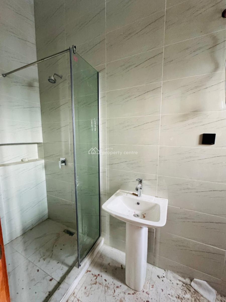 Alluring 5 Bedroom Fully Detached Duplex with Bq, Gra, Ogudu, Lagos, Detached Duplex for Sale