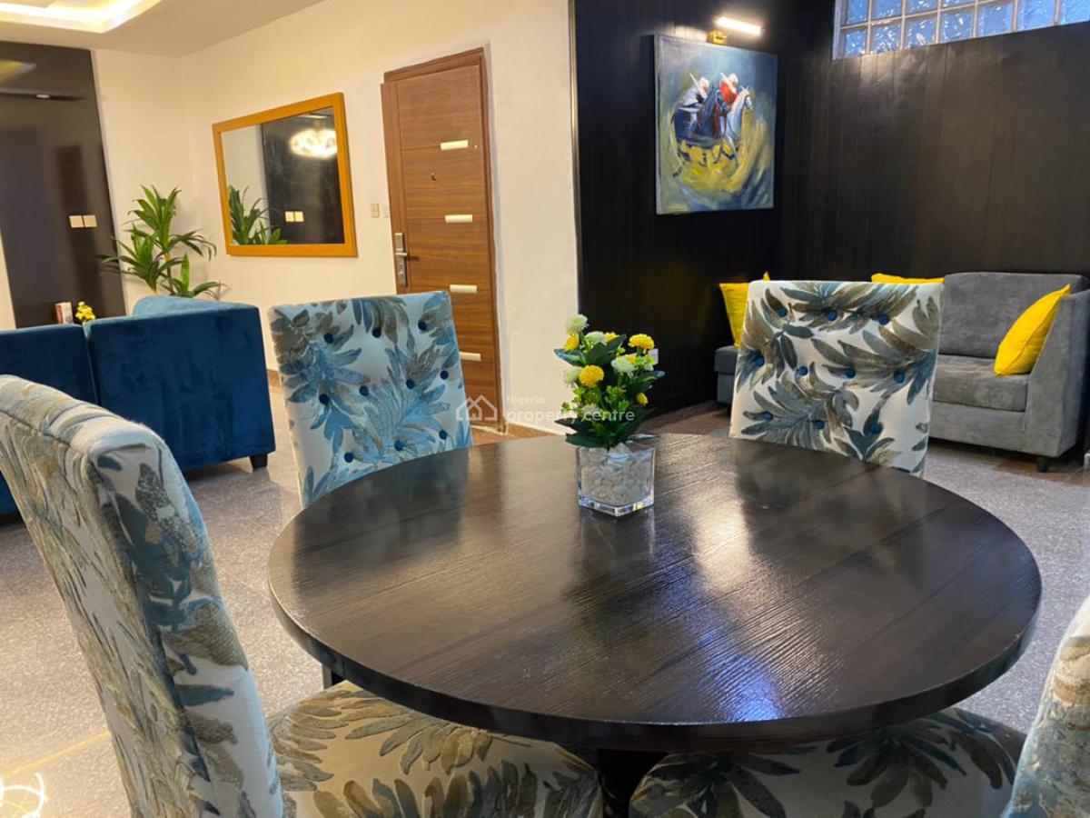 Exquisite 2 Bedroom Apartment in a Beautiful Neighborhood, Ikoyi, Lagos, Flat / Apartment Short Let