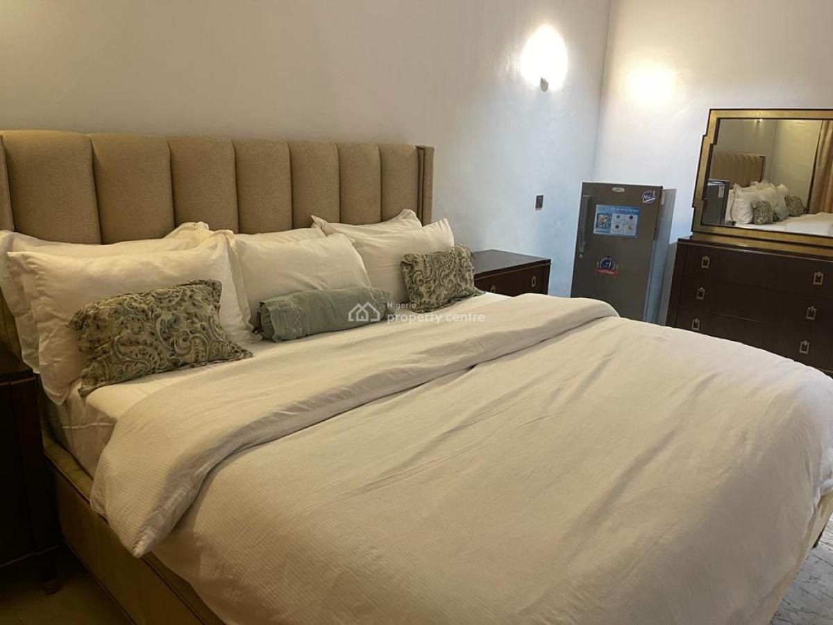 Elegant 3 Bedroom Apartment in a Beautiful Neighborhood, 2nd Avenue, Banana Island, Ikoyi, Lagos, Flat / Apartment Short Let