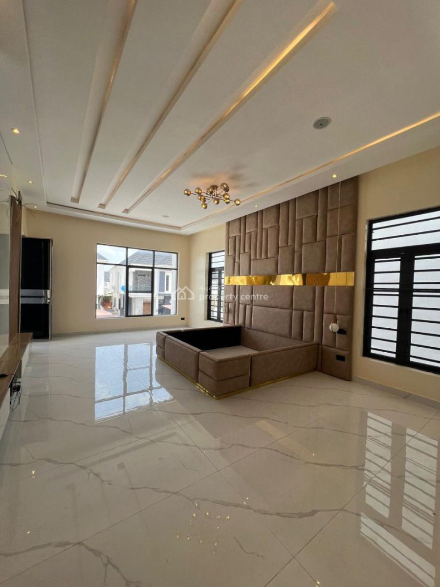 Exquiste 5 Bdrm Duplex in a Good Area, Lekki, Lagos, Detached Duplex for Sale