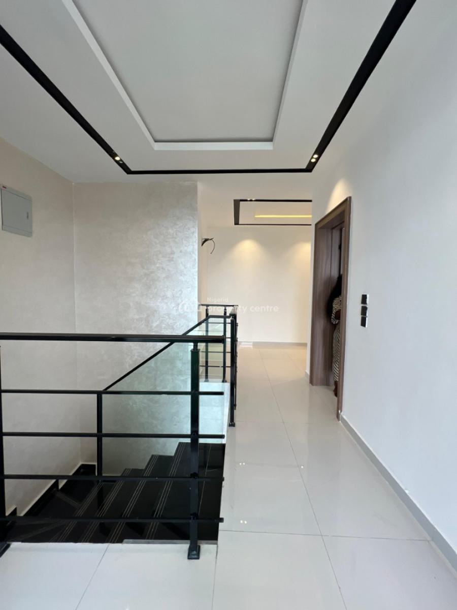 Brand New 4 Bedroom Maisonnette with Bq, Elevator and Gym, Lekki Phase 1, Lekki, Lagos, House for Sale