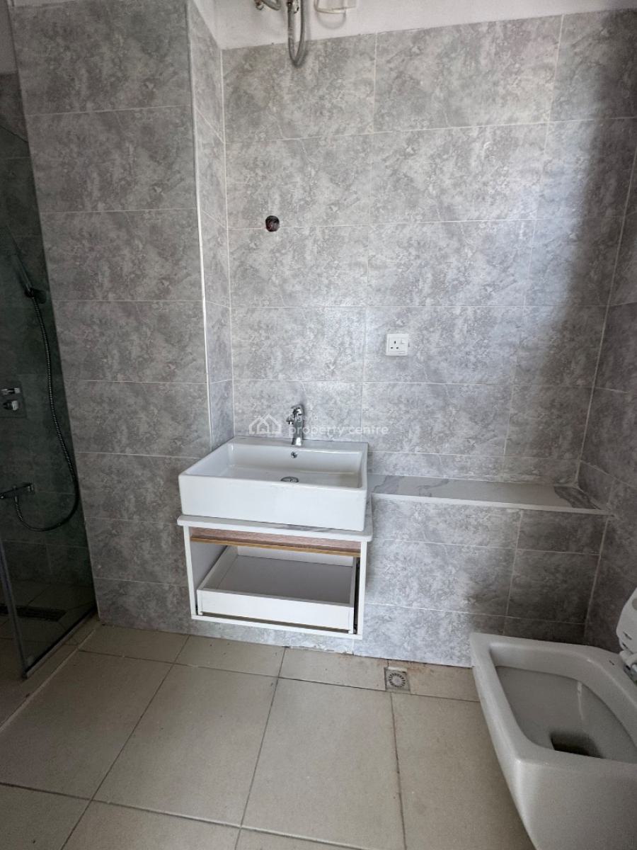 Spacious 2 Bedroom Flat with Ac, Pool and Gym, Ologolo, Lekki, Lagos, Flat / Apartment for Rent