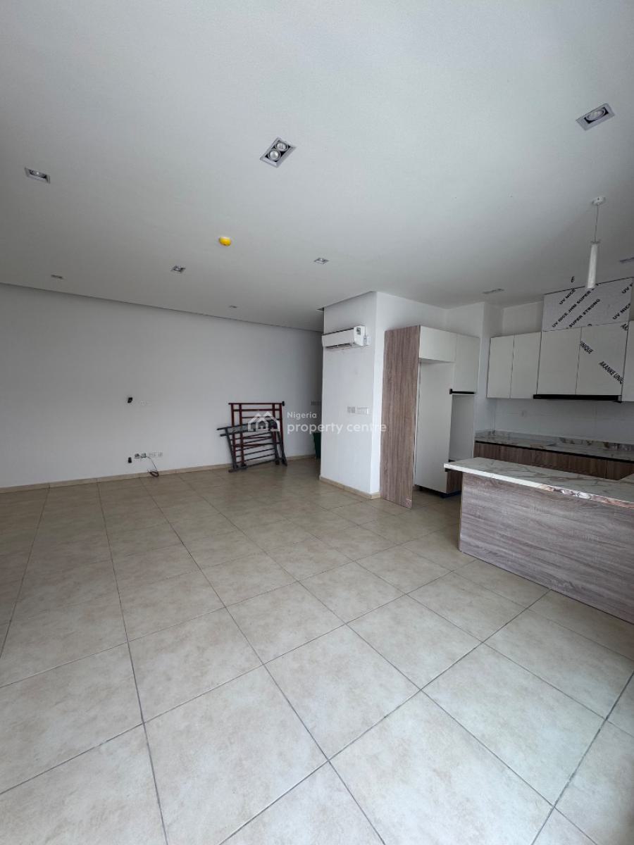 Spacious 2 Bedroom Flat with Ac, Pool and Gym, Ologolo, Lekki, Lagos, Flat / Apartment for Rent