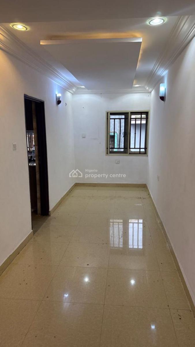 Standard 2 Bedroom Apartment, Gwarimpa, Gwarinpa, Abuja, Flat / Apartment for Rent