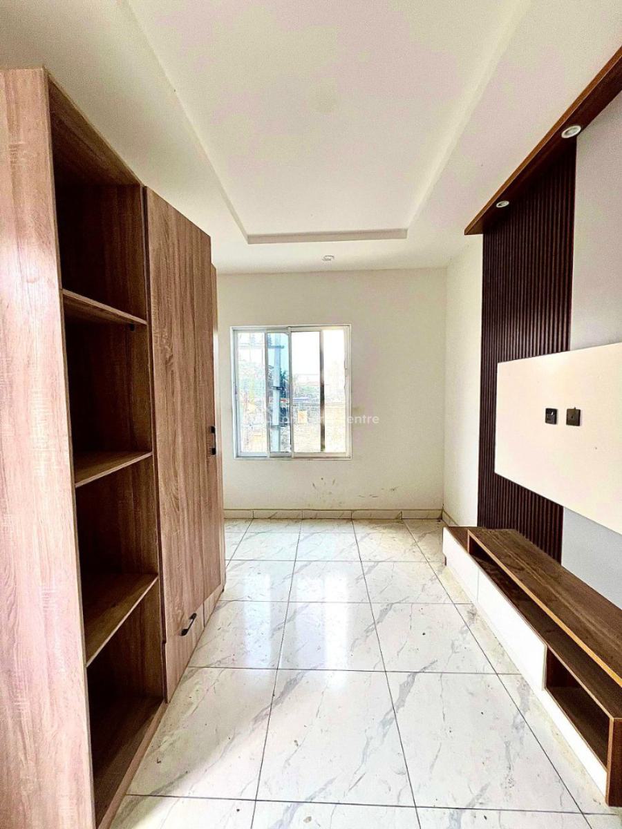 Spacious 2 Bedroom Apartment --- Family Friendly & Fully Equipped, Ikate, Lekki, Lagos, House for Rent