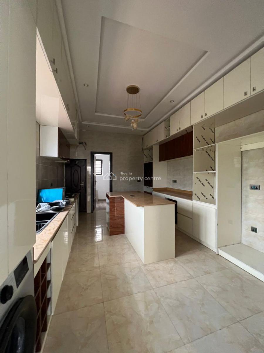 Beautifully Furnished 5 Bedroom Duplex in a Good Area, Sangotedo, Ajah, Lagos, Detached Duplex for Sale