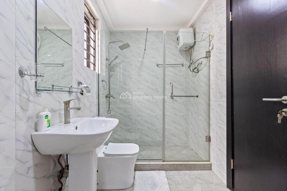 3 Bedroom Apartment with Snooker with Ps5, Dele Ogunbowale Crescent, Lekki, Lagos, Flat / Apartment Short Let