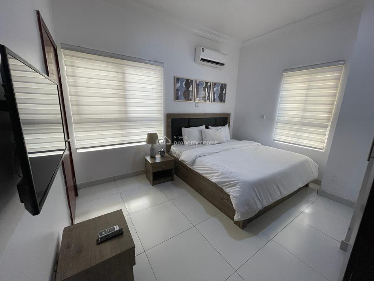 Luxury 2 Bedrooms Apartment in a Serene Neighborhood, Olubunmi Owa Street, Lekki Phase 1, Lekki, Lagos, Flat / Apartment Short Let