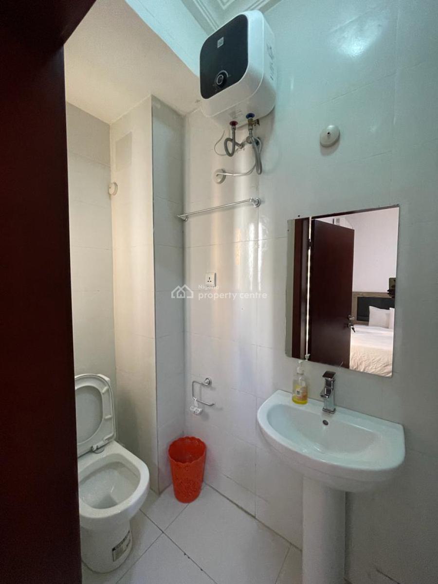 Luxury 2 Bedrooms Apartment in a Serene Neighborhood, Olubunmi Owa Street, Lekki Phase 1, Lekki, Lagos, Flat / Apartment Short Let