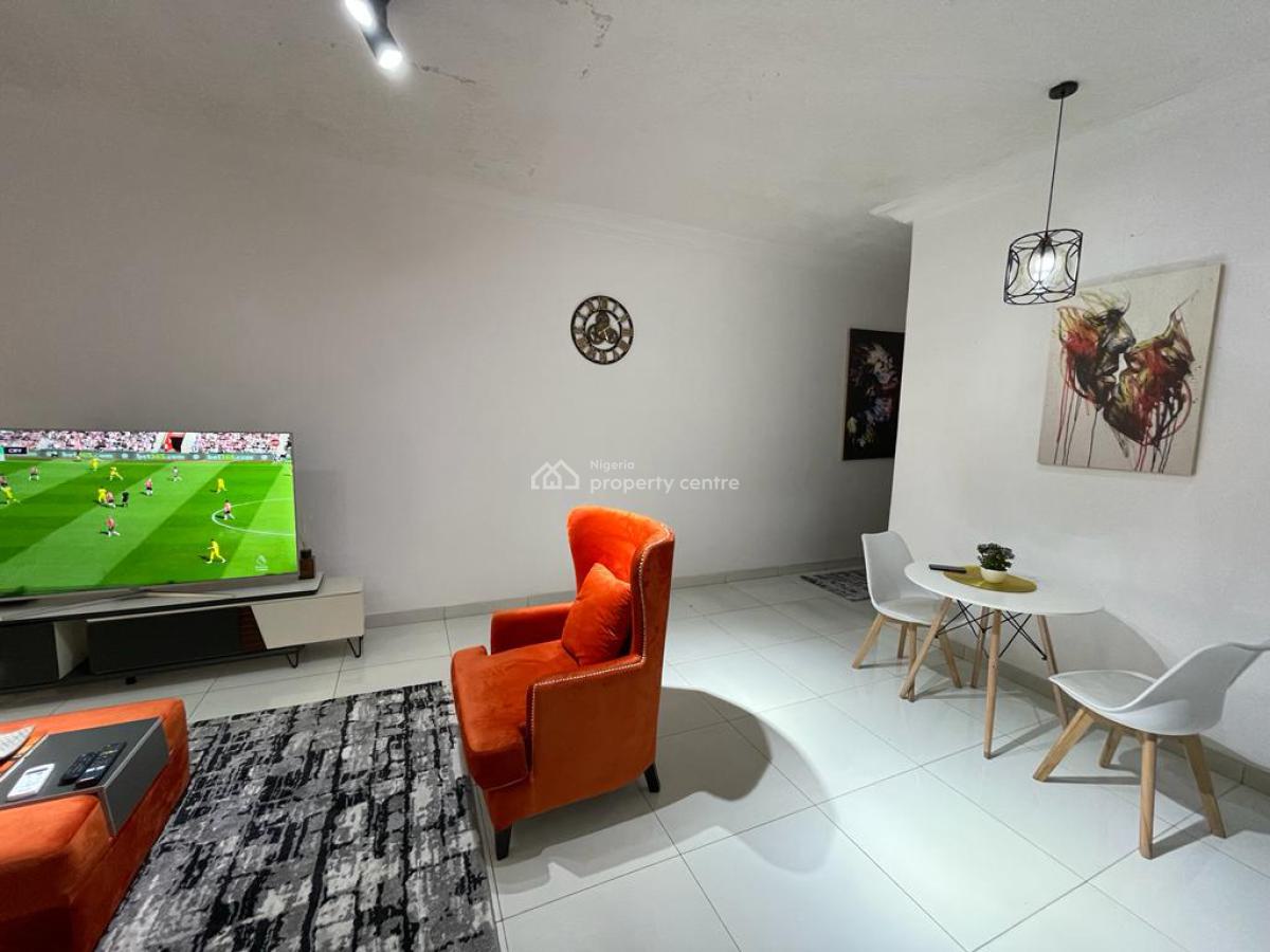 Luxury 2 Bedrooms Apartment in a Serene Neighborhood, Olubunmi Owa Street, Lekki Phase 1, Lekki, Lagos, Flat / Apartment Short Let