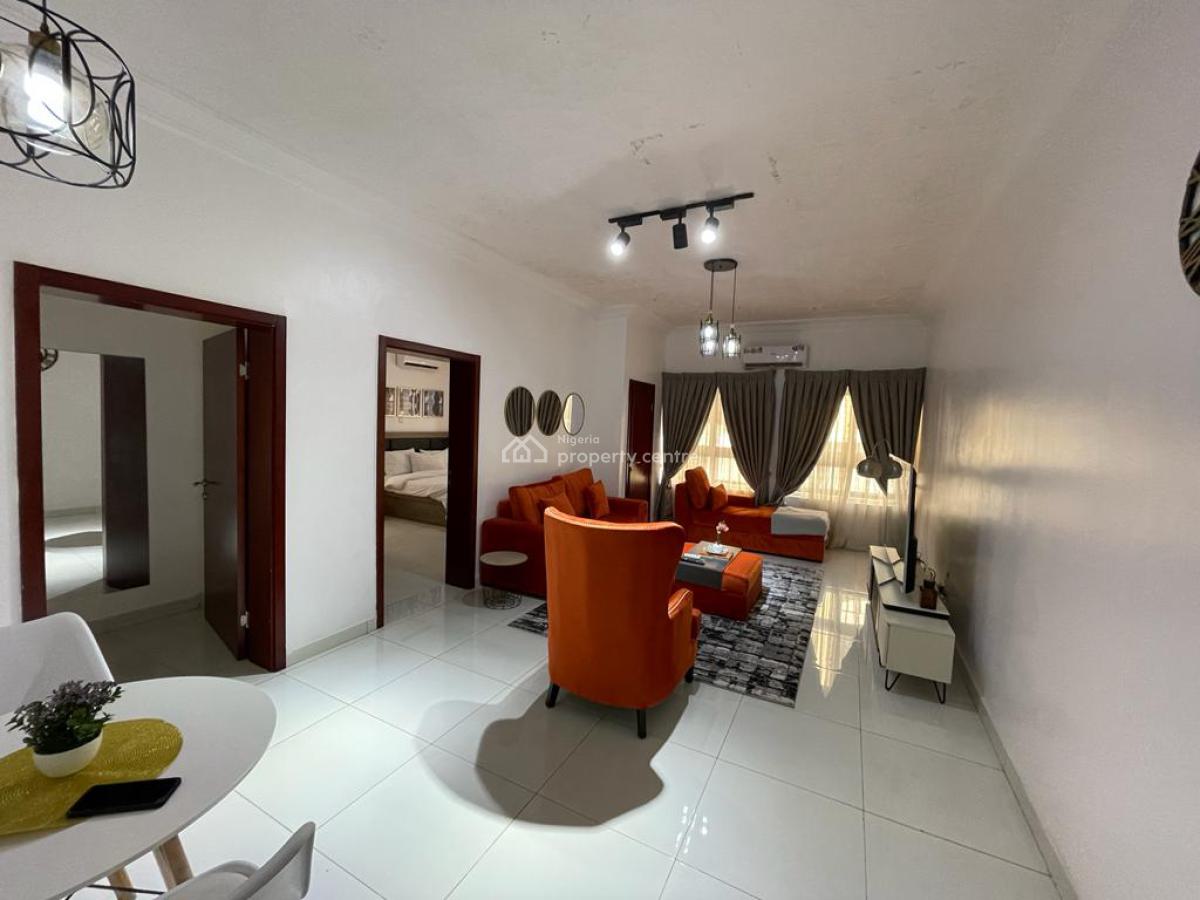 Luxury 2 Bedrooms Apartment in a Serene Neighborhood, Olubunmi Owa Street, Lekki Phase 1, Lekki, Lagos, Flat / Apartment Short Let
