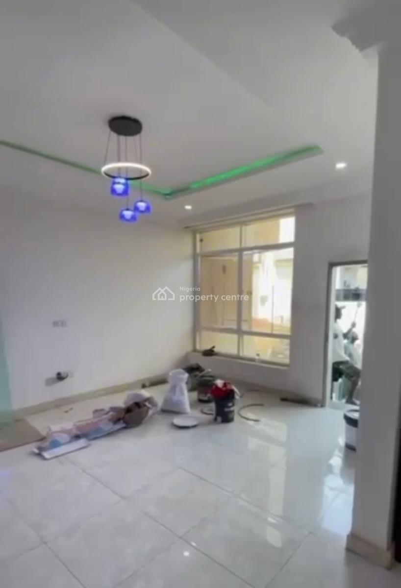 Luxurious 4 Bedroom, Guzape District, Abuja, Terraced Duplex for Rent