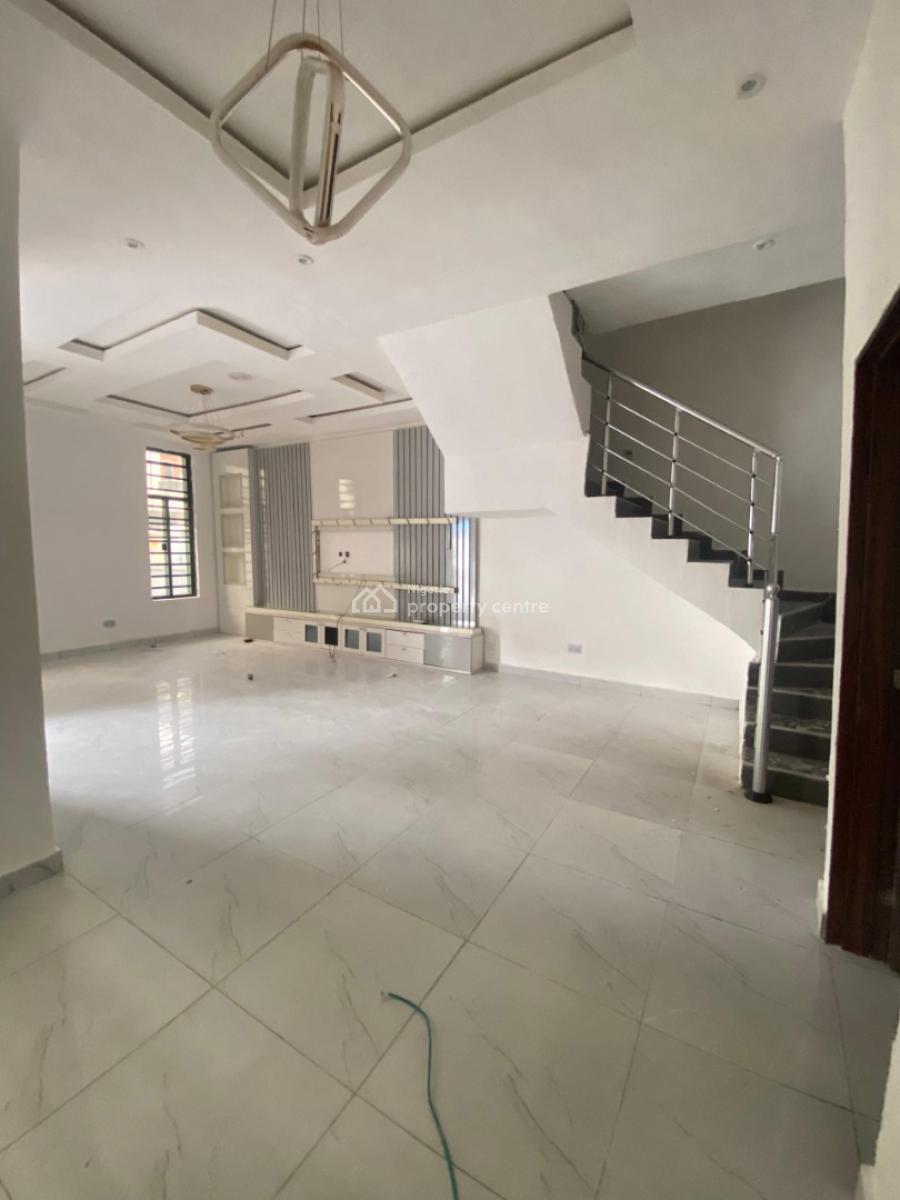 4 Bedroom Semi-detached Duplex with a Room Bq, Chevron, Lekki, Lagos, Semi-detached Duplex for Rent