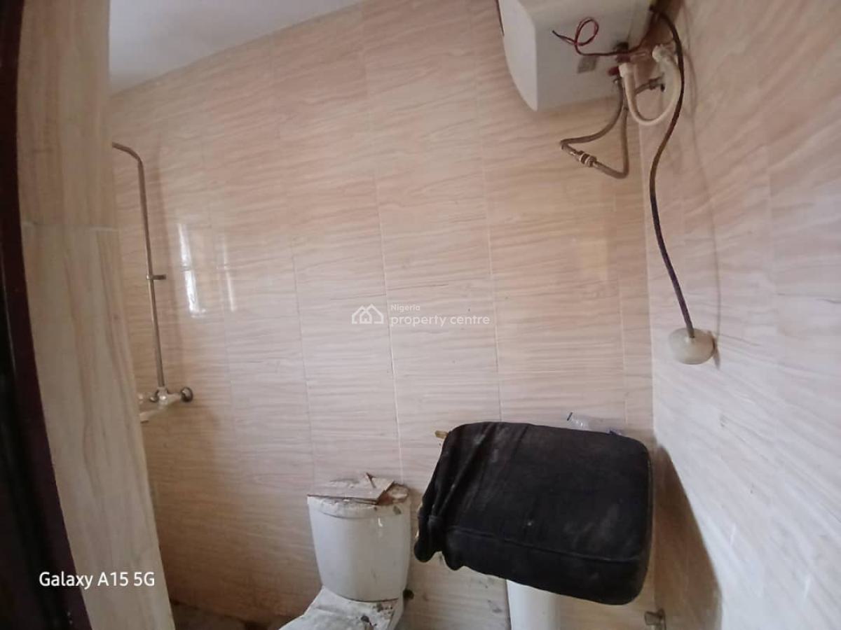 Luxury 2 Bedroom Flat, Gra Phase 1, Magodo, Lagos, Flat / Apartment for Rent