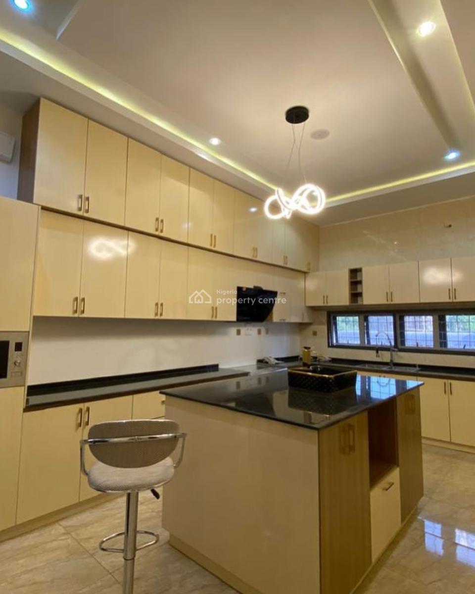 5 Bedroom Detached Duplex with 2 Rooms Bq, Apo Resettlement, Apo, Abuja, Detached Duplex for Sale