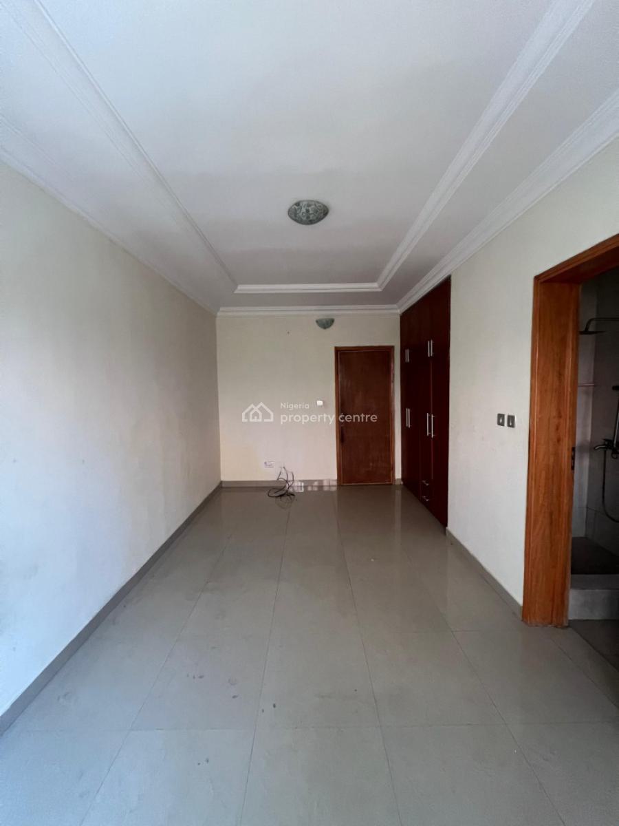 3-bedroom Flat Up Floor, Lekki County, Ikota, Lekki, Lagos, Flat / Apartment for Rent