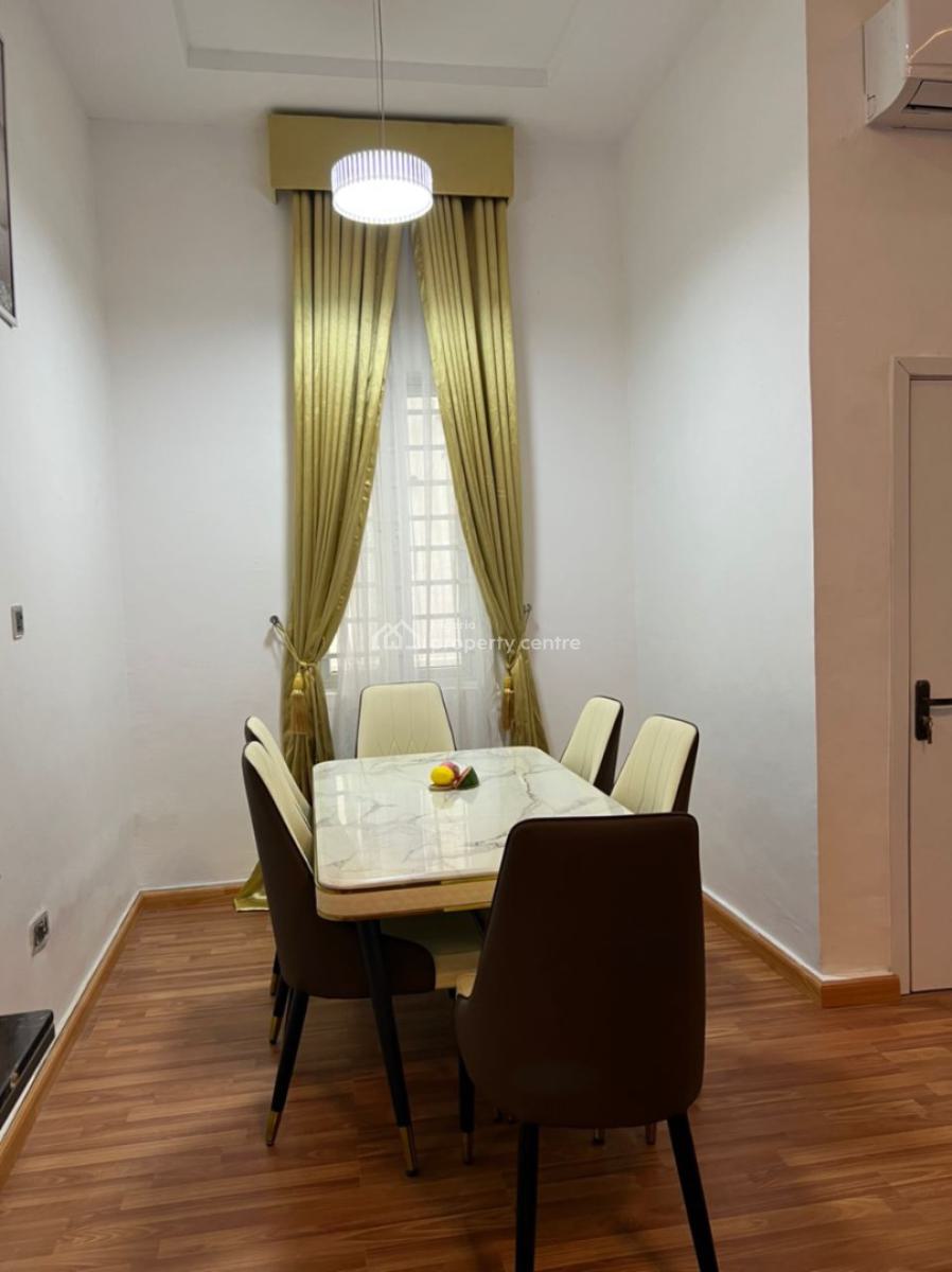 Elegant 4 Bedroom Apartment in a Beautiful Neighborhood, Chevron Drive ,, Lekki Phase 2, Lekki, Lagos, House Short Let