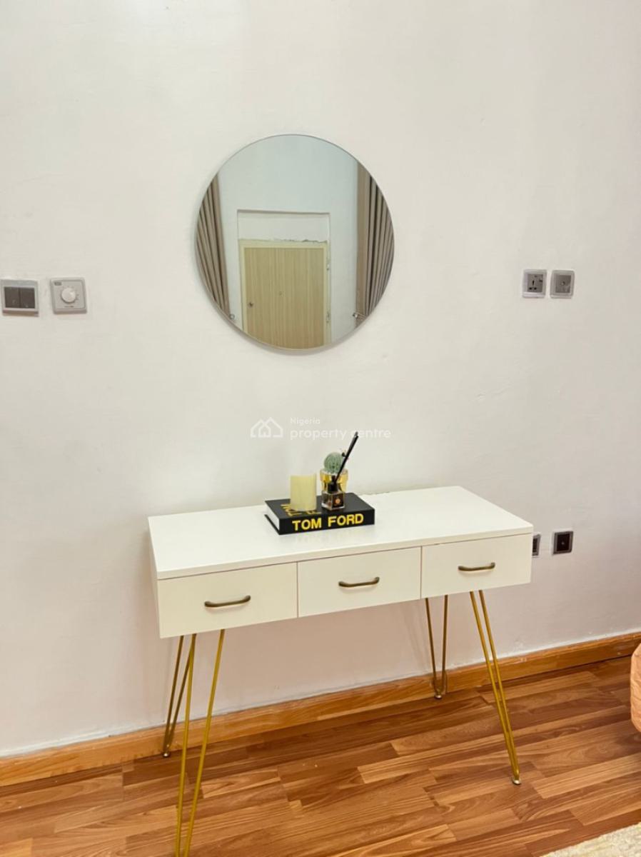 Elegant 4 Bedroom Apartment in a Beautiful Neighborhood, Chevron Drive ,, Lekki Phase 2, Lekki, Lagos, House Short Let