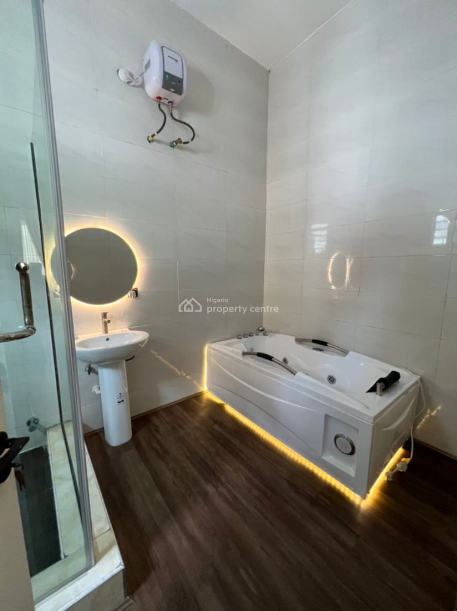 Elegant 4 Bedroom Apartment in a Beautiful Neighborhood, Chevron Drive ,, Lekki Phase 2, Lekki, Lagos, House Short Let