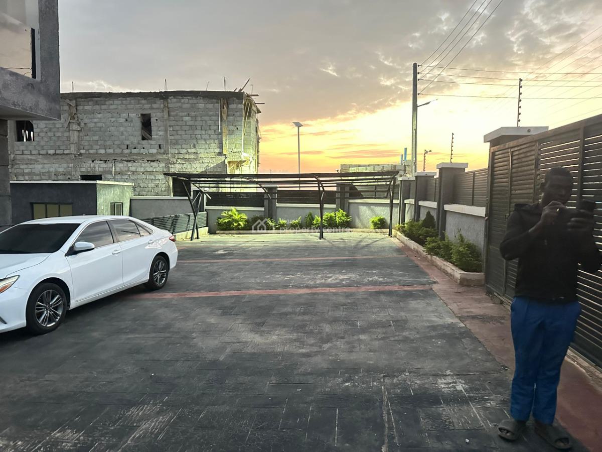 6 Bedrooms Detached Duplex with a Pool, Ochacho, Life Camp, Abuja, Detached Duplex for Sale