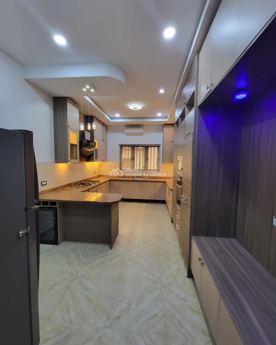Fully Furnished 3 Bedrooms Flat with Gym, Shonibare Estate, Maryland, Lagos, Flat / Apartment Short Let