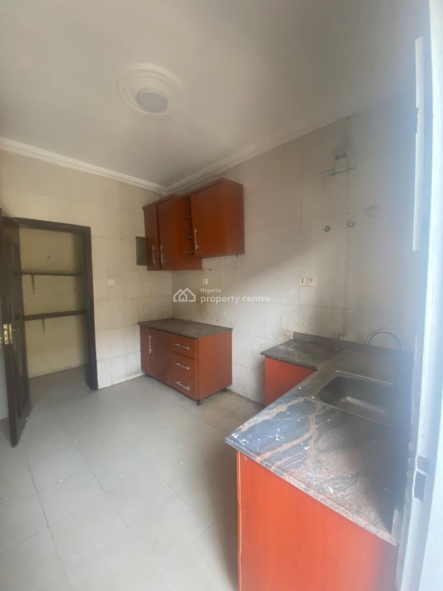 Well Maintained and Renovated 3 Bedroom Apartment, Mobil Road, Ajah, Lagos, Flat / Apartment for Rent