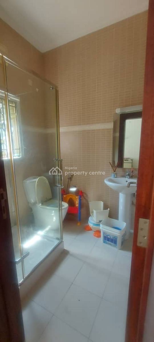 Fully Serviced 3 Bedroom Flat + Bq, Swimming Pool, Old Ikoyi, Ikoyi, Lagos, Flat / Apartment for Sale