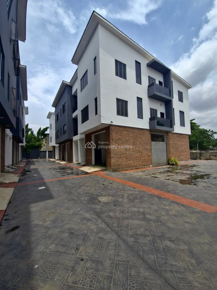 4 Bedroom Terrace Duplex with Bq, Ikeja Gra, Ikeja, Lagos, Terraced Duplex for Sale