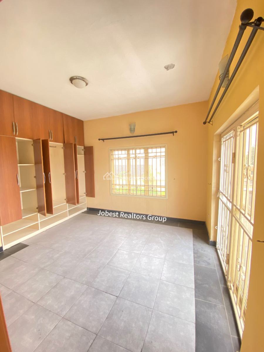 Spacious 3 Bedroom Apartment with Bq, Lekki Right, Lekki Phase 1, Lekki, Lagos, Flat / Apartment for Rent