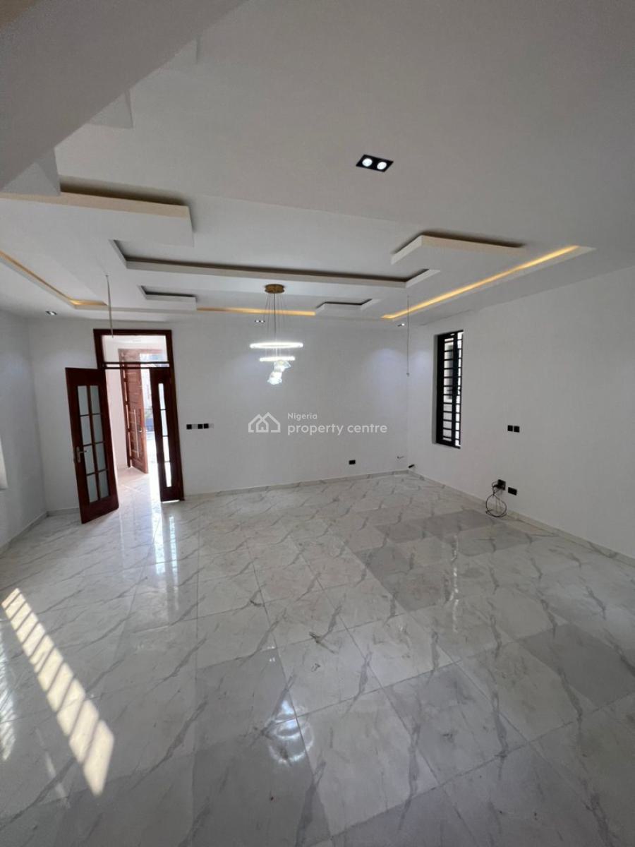 Aesthetic Pleasing 5 Bedroom Fully Detached Duplex with Pool & Bq, Luxury 5 Bedroom Detached Duplex with Pool and Bq in Chevron Lekki, Lekki, Lagos, Detached Duplex for Sale