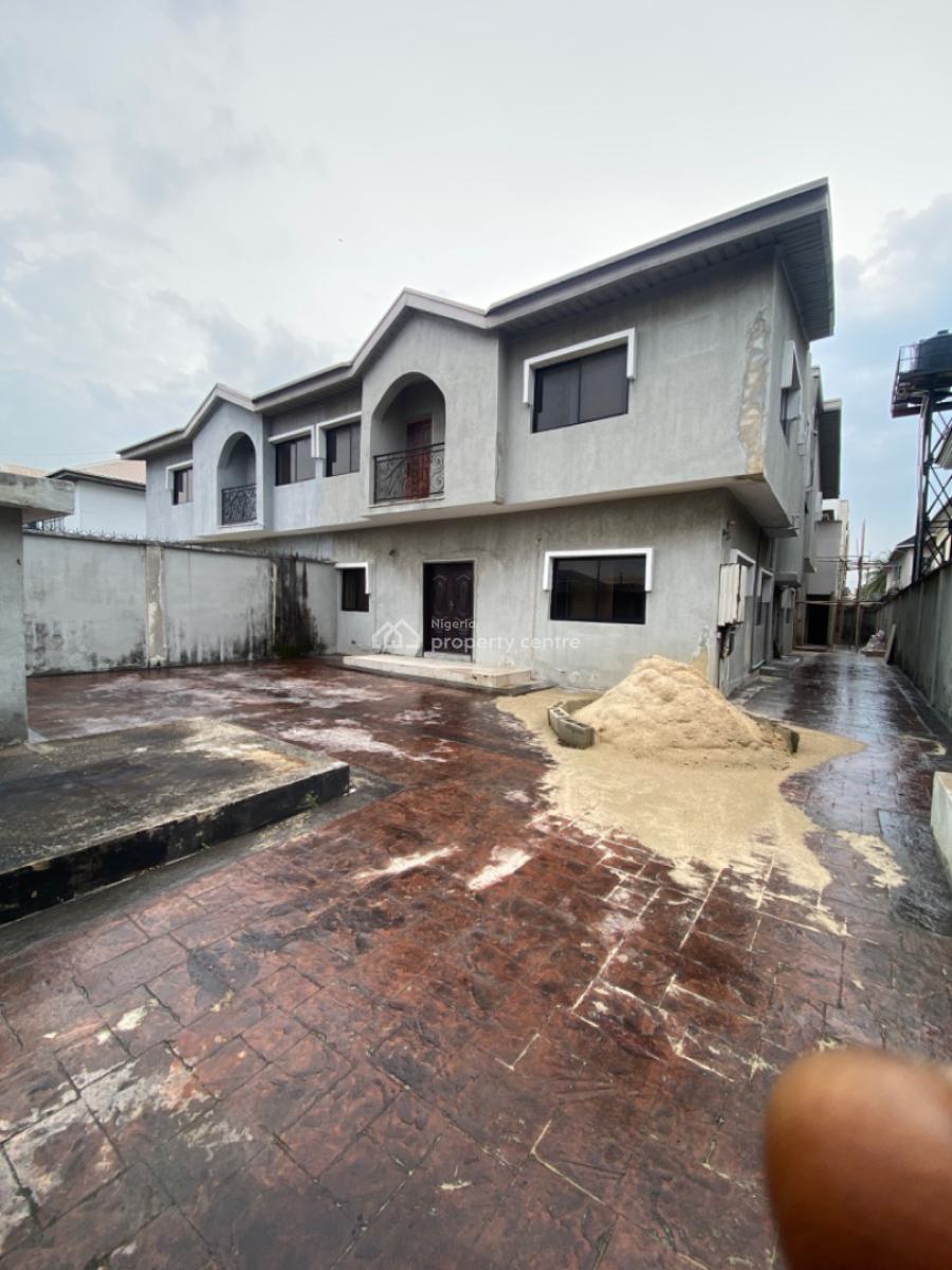 2units of 4bedroom Semi Detached House with Bq at Lekki Phase 1, Off Bisola Durosinmi Etti Drive Lekki Phase 1, Lekki Phase 1, Lekki, Lagos, Semi-detached Duplex for Rent