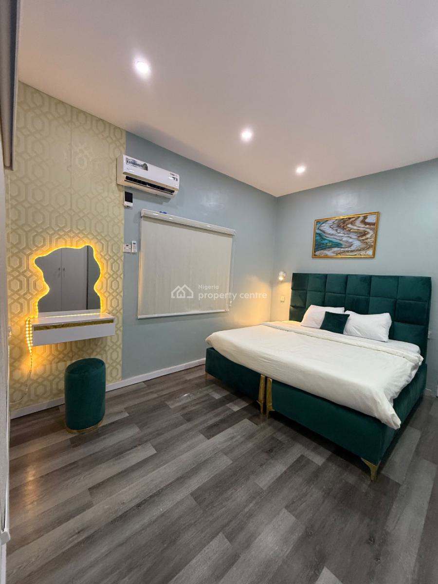 1 King Bed &parlor 24/7 Ac Wifi Netflix, Taiwo Ishola Street, Lekki Phase 1, Lekki, Lagos, Mini Flat (room and Parlour) Short Let