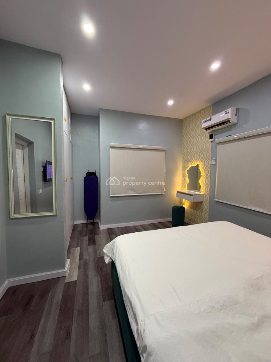 1 King Bed &parlor 24/7 Ac Wifi Netflix, Taiwo Ishola Street, Lekki Phase 1, Lekki, Lagos, Mini Flat (room and Parlour) Short Let
