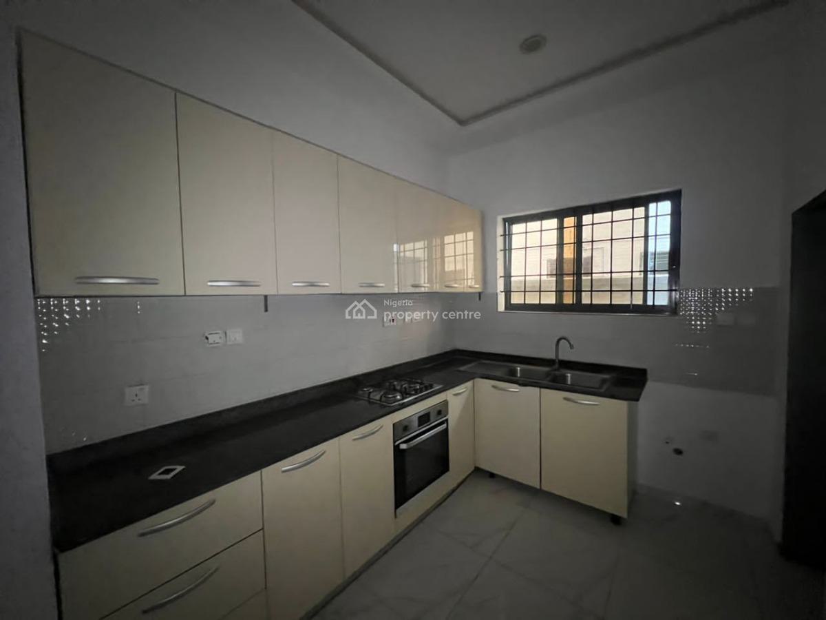 2 Bedroom Apartment, Lekki Phase 1, Lekki, Lagos, Flat / Apartment for Rent