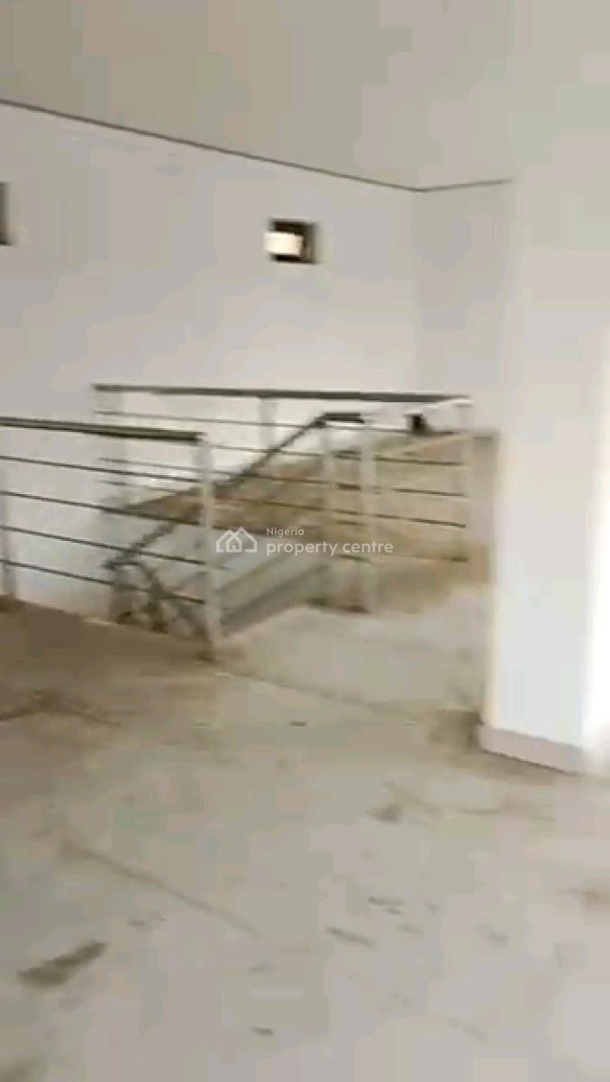 a Spacious Open Warehouse, Close to Mobil Filling Station,market Street, Shomolu, Lagos, Warehouse for Rent