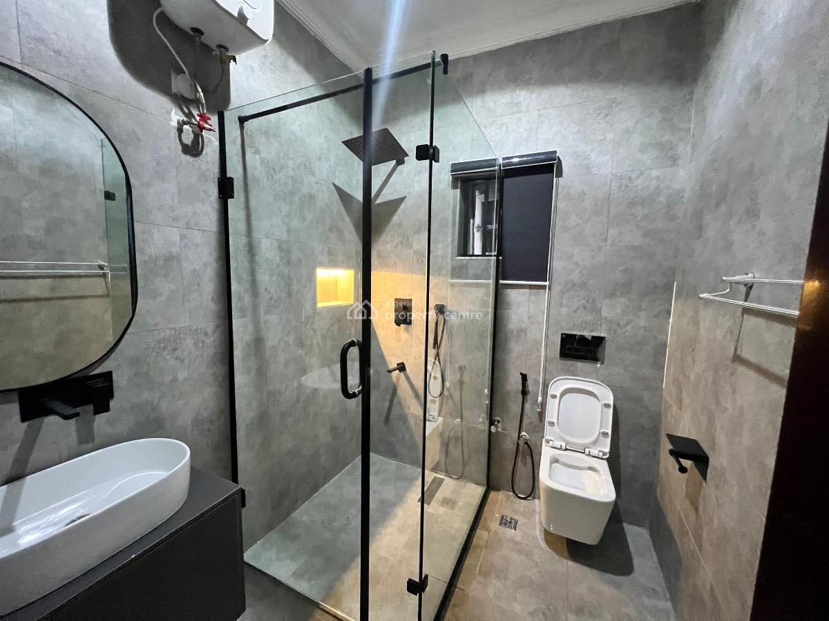 Beautiful Three Bedrooms Apartment, Wuse 2, Abuja, Flat / Apartment Short Let