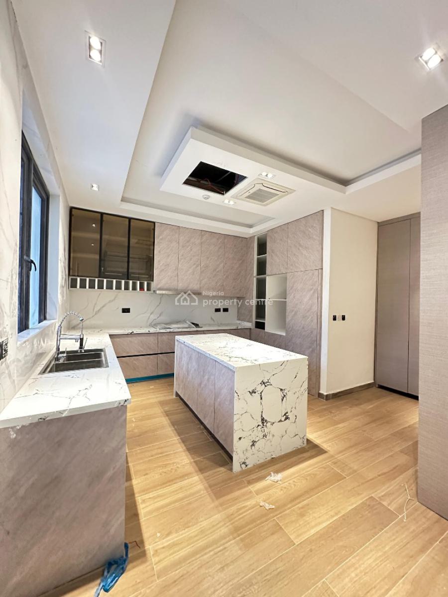 Exquisitely Detailed 3 Bedroom Apartment with Swimming Pool & Elevator, Banana Island, Ikoyi, Lagos, Block of Flats for Sale