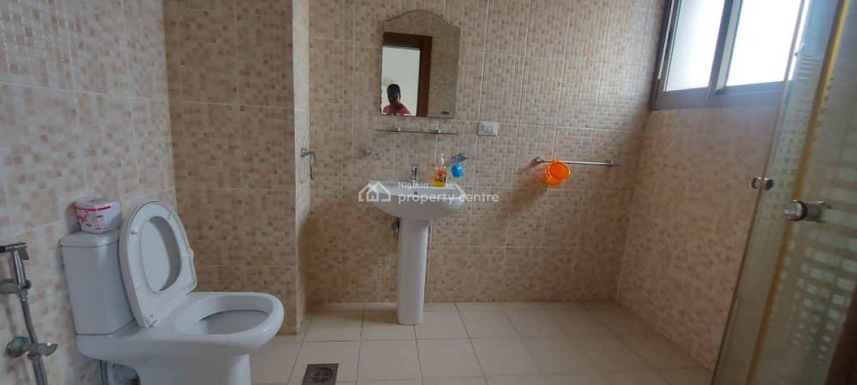 Comfortable 3 Bedroom Flat in a Block of 6 Flats with Swimming Pool, Ikoyi, Lagos, Flat / Apartment for Sale