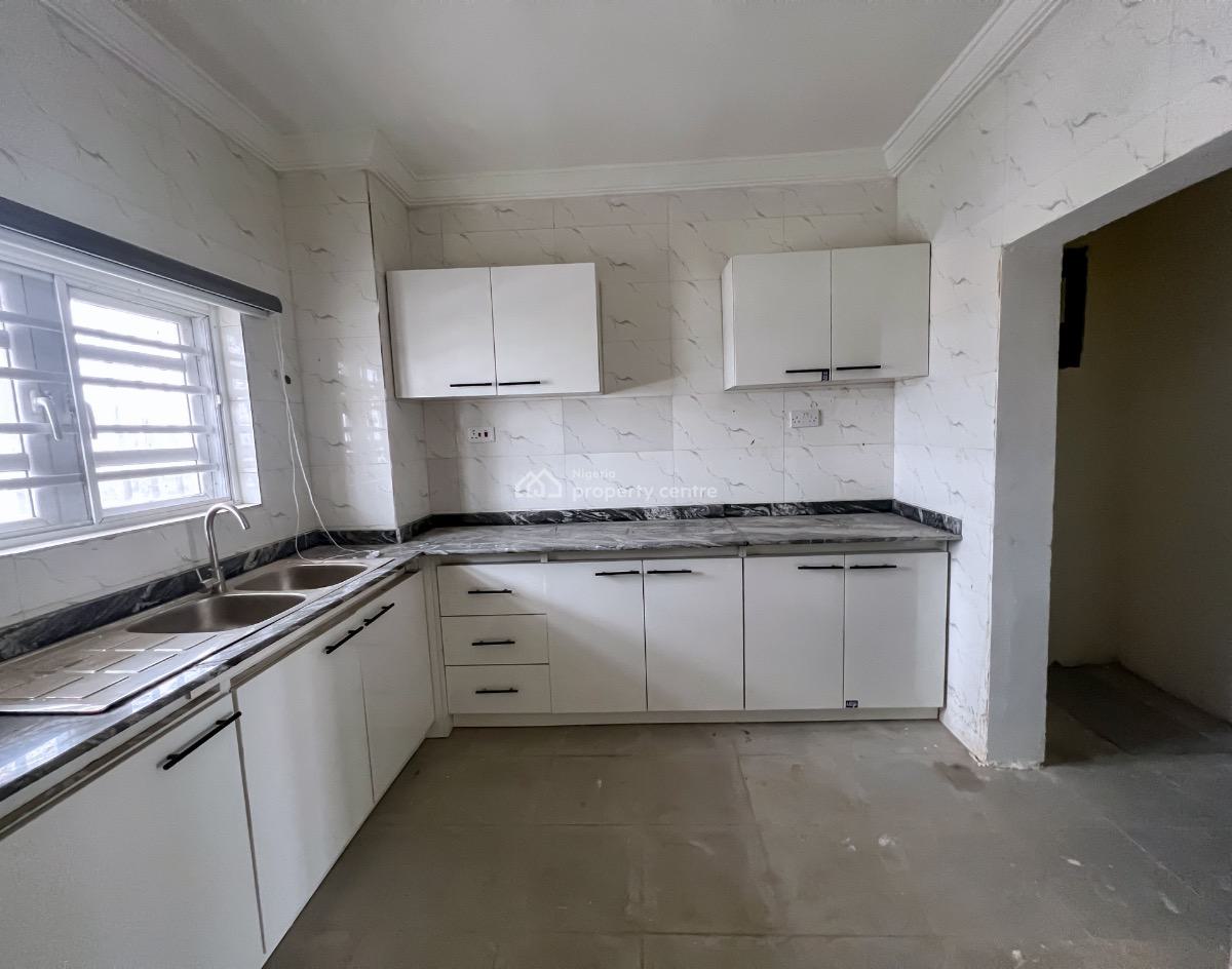 Luxury 3 Bedroom Apartment, Yaba, Lagos, Flat / Apartment for Sale