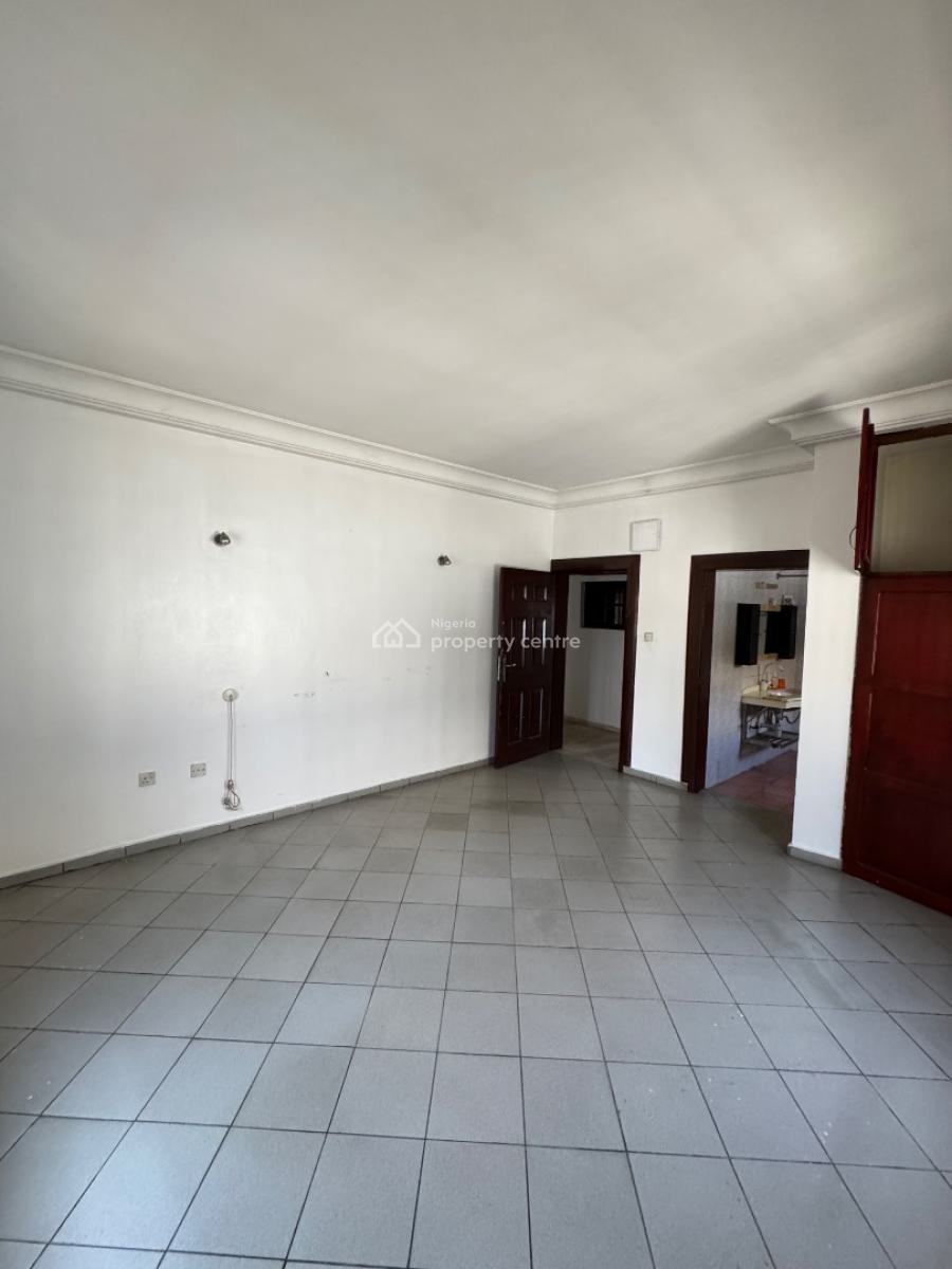 4 Bedrooms Semi-detached House, Lekki Phase 1, Lekki, Lagos, Office Space for Rent