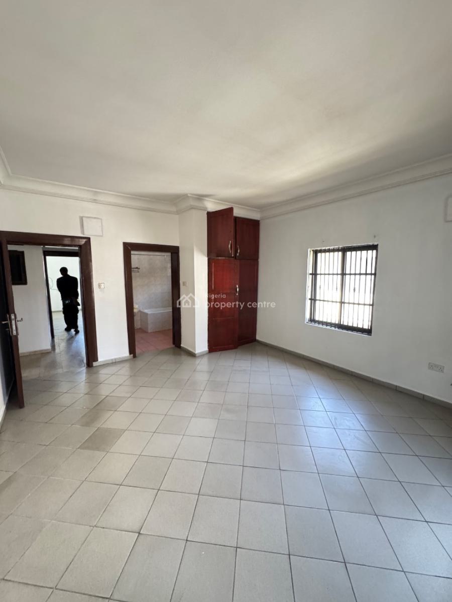 4 Bedrooms Semi-detached House, Lekki Phase 1, Lekki, Lagos, Office Space for Rent
