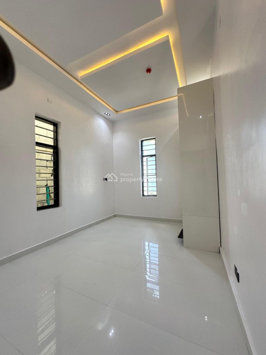 Spacious 5-bedroom Fully Detached Duplex with Bq, Ajah, Lagos, Detached Duplex for Sale