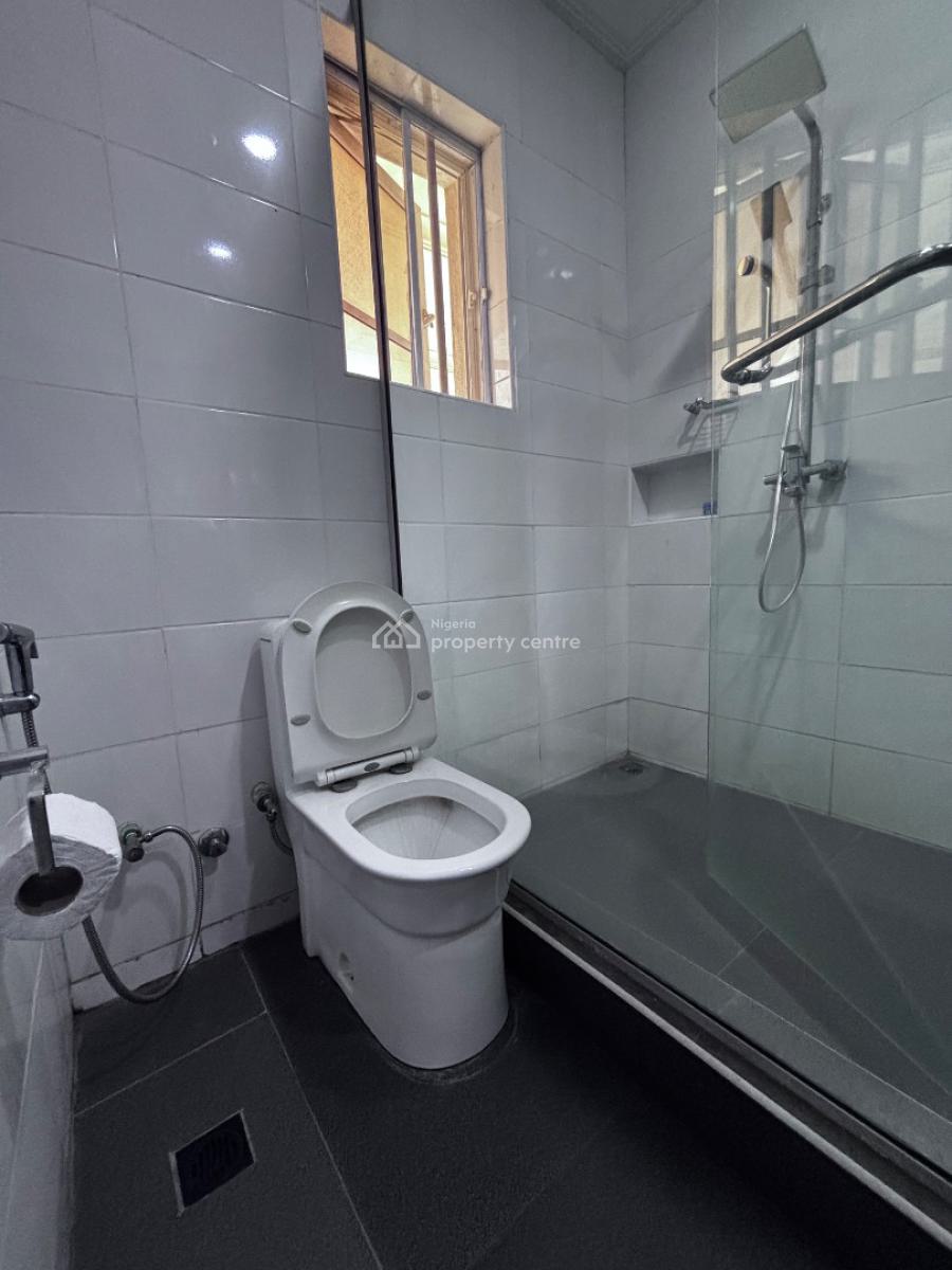 a Very Big and Spacious 4 Bedroom Fully Detached Duplex with 3 Bq Ensu, Opere Community Zone 1, New Garage Podo Road, Ibadan, Oyo, Detached Duplex for Sale