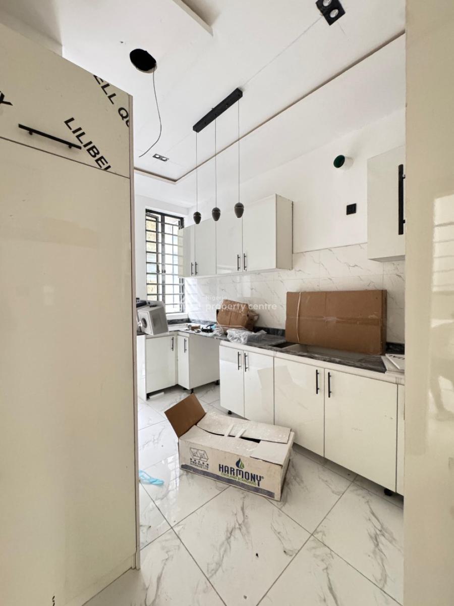 Fully Serviced 4 Bedroom Duplex with Bq, Ologolo Lekki Lagos, Ologolo, Lekki, Lagos, Terraced Duplex for Sale