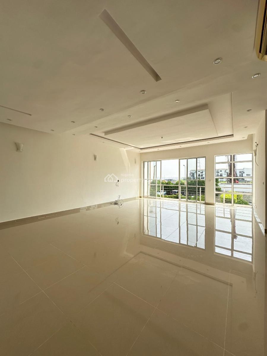 Breathtaking 3 Bedroom Apartment Waterfront, Banana Island, Ikoyi, Lagos, Block of Flats for Sale